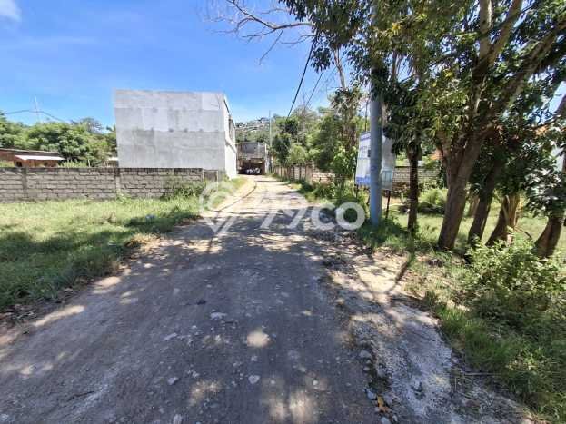 Tanah Disewa Strategis di Badung Luas 1900m2 Tanah Disewa Strategis di Badung Luas 1900m2