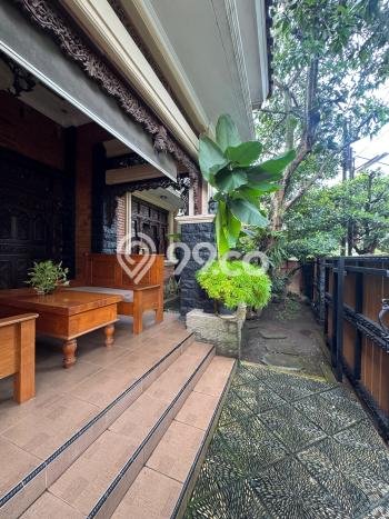 Hunian Mewah LB 240m2 Siap Pakai Desain Elegan di Jangli, Semarang Hunian Mewah LB 240m2 Siap Pakai Desain Elegan di Jangli, Semarang