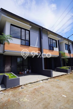 Jual Rumah Bagus Siap Huni LB 104m2 di BSD, Tangerang Selatan Jual Rumah Bagus Siap Huni LB 104m2 di BSD, Tangerang Selatan