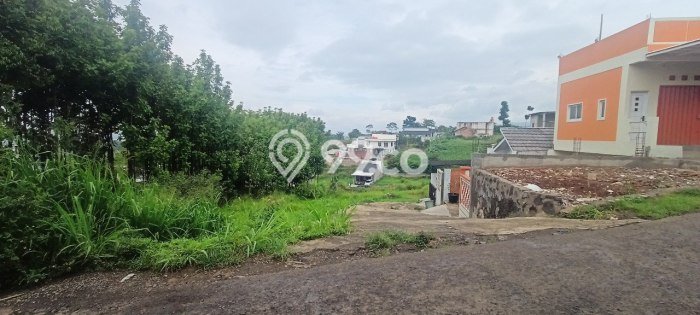 Tanah untuk Dijual Lokasi Cibiru, Bandung Luas 144m2 SHM Tanah untuk Dijual Lokasi Cibiru, Bandung Luas 144m2 SHM