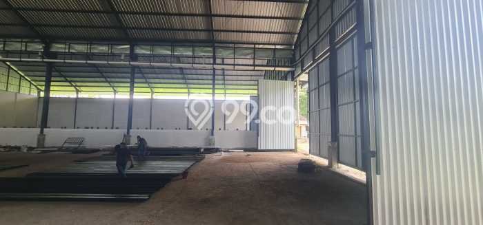 Disewakan Gudang di Pusat Kota Gianyar Ramai Strategis Disewakan Gudang di Pusat Kota Gianyar Ramai Strategis