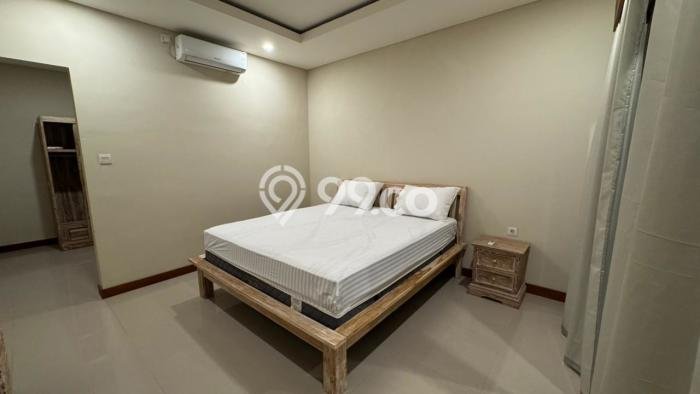 Vila di , Area 0m2m², Dekat ke Pusat Kota Vila di , Area 0m2m², Dekat ke Pusat Kota