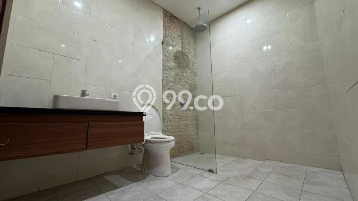 Vila di , Area 0m2m², Dekat ke Pusat Kota Vila di , Area 0m2m², Dekat ke Pusat Kota