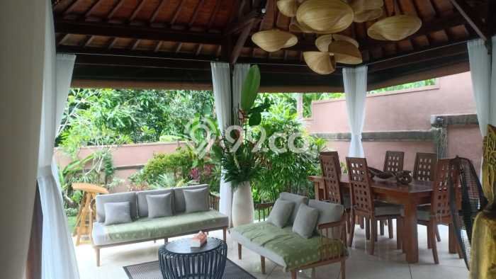 LOKASI PREMIUM! Vila Kawasan , Luas 0m2m², Dekat Mudah Pusat Kota LOKASI PREMIUM! Vila Kawasan , Luas 0m2m², Dekat Mudah Pusat Kota