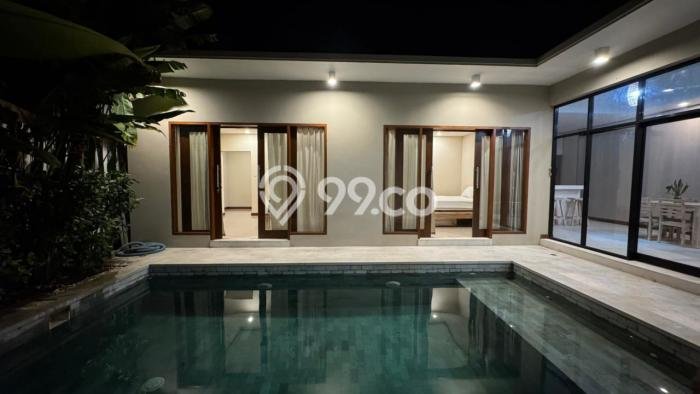 Vila di , Area 0m2m², Dekat ke Pusat Kota Vila di , Area 0m2m², Dekat ke Pusat Kota