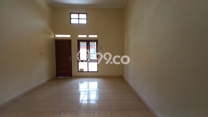 Rumah Sederhana Dijual Lokasi Karanganyar 2 Kamar dengan LT 84m2 Rumah Sederhana Dijual Lokasi Karanganyar 2 Kamar dengan LT 84m2