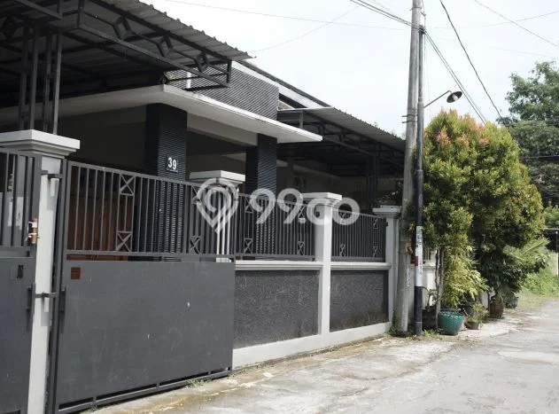 Jual Rumah Eksklusif 3 KT di Gentan, Sukoharjo Jual Rumah Eksklusif 3 KT di Gentan, Sukoharjo