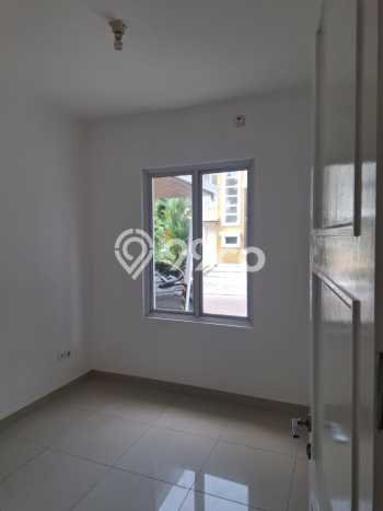 For Sale Hunian Rumah Terawat 3 Kamar di Gading Serpong, Tangerang For Sale Hunian Rumah Terawat 3 Kamar di Gading Serpong, Tangerang