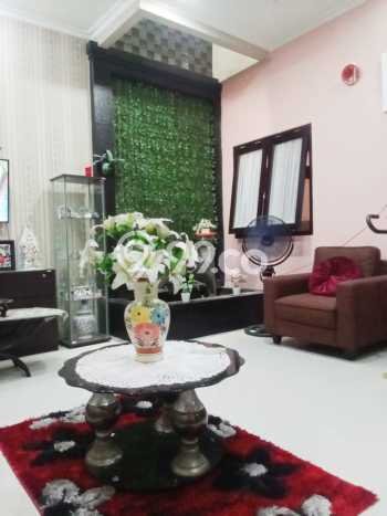 Dijual Rumah 5 Kamar Lokasi Ideal Nyaman dan Strategis di Karawaci Dijual Rumah 5 Kamar Lokasi Ideal Nyaman dan Strategis di Karawaci