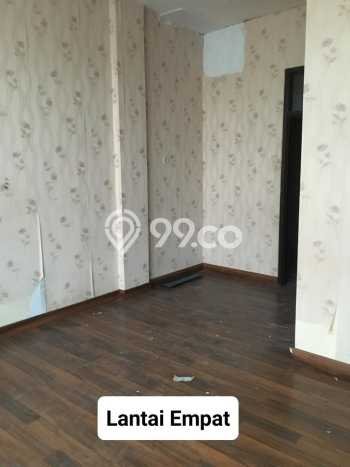 Ruko Dijual di Prime Area Jakarta Barat Luas 240m2 Ruko Dijual di Prime Area Jakarta Barat Luas 240m2