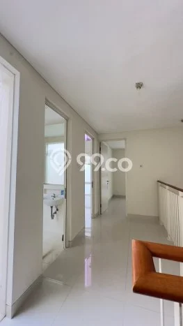 Rumah sewa siap huni 3 Kamar Tidur di Pakuwon CIty, Surabaya Rumah sewa siap huni 3 Kamar Tidur di Pakuwon CIty, Surabaya