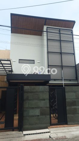 Rumah Minimalis 4 KT di Darmo permai Surabaya Unfurnished Rumah Minimalis 4 KT di Darmo permai Surabaya Unfurnished