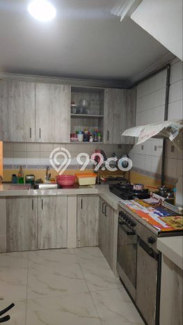 Hunian Nyaman Asri 6 KT Siap Huni di Kedung Baruk Surabaya Hunian Nyaman Asri 6 KT Siap Huni di Kedung Baruk Surabaya