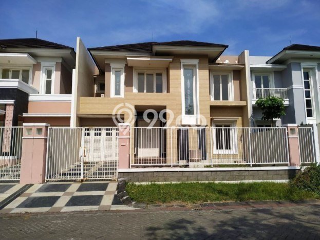 Dijual Rumah Premium dengan Fasilitas Sekitar Komplit di Sukolilo, Surabaya Dijual Rumah Premium dengan Fasilitas Sekitar Komplit di Sukolilo, Surabaya