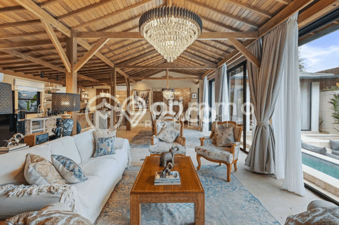 Hunian Elit LB 330m2 Siap Pakai Desain Elegan di Jimbaran, Badung Hunian Elit LB 330m2 Siap Pakai Desain Elegan di Jimbaran, Badung