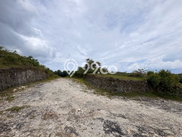 Tanah Kavling Disewakan di Ungasan dengan Luas 23000m2 Tanah Kavling Disewakan di Ungasan dengan Luas 23000m2