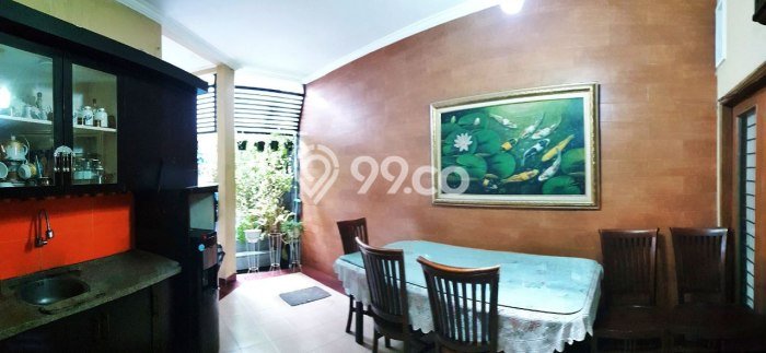 Ready to Use! Luxury House LT 200m2 Desain Elegan di Cibubur Ready to Use! Luxury House LT 200m2 Desain Elegan di Cibubur