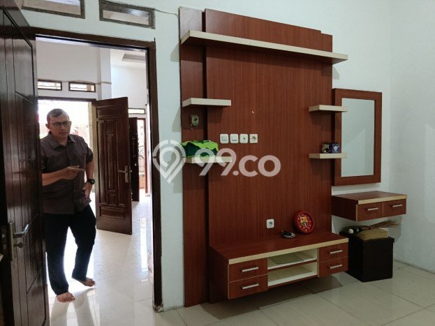 Rumah Strategis Modern Lb 140m2 di Bekasi Timur, Bekasi Rumah Strategis Modern Lb 140m2 di Bekasi Timur, Bekasi