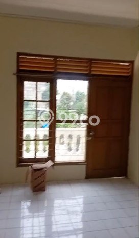 Disewakan Rumah Murah di Pekayon Bekasi Punya 4 KT Disewakan Rumah Murah di Pekayon Bekasi Punya 4 KT