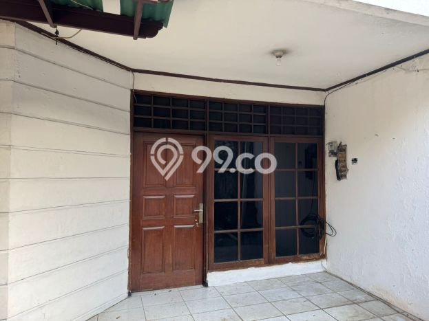 Disewakan Rumah Murah di Pondok Kelapa Jakarta Timur dengan 4 Kamar Tidur Disewakan Rumah Murah di Pondok Kelapa Jakarta Timur dengan 4 Kamar Tidur