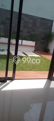 Siap Huni Rumah Mewah 4 Kamar di Duren Sawit Dekat ke Mana Saja Siap Huni Rumah Mewah 4 Kamar di Duren Sawit Dekat ke Mana Saja