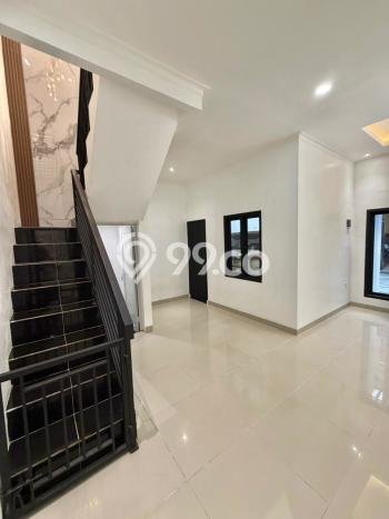 Jual Rumah Strategis Bagus Punya 4 KT di Jagakarsa Jakarta Selatan SHM Jual Rumah Strategis Bagus Punya 4 KT di Jagakarsa Jakarta Selatan SHM