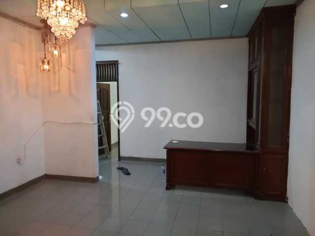 For Sale Rumah 3 Kamar Lokasi Ideal Bagus dan Strategis di Pulo Gadung For Sale Rumah 3 Kamar Lokasi Ideal Bagus dan Strategis di Pulo Gadung