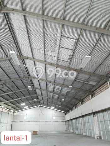 Gudang Disewa di Bogor dengan LB 775m2 Area Komersial Ramai Gudang Disewa di Bogor dengan LB 775m2 Area Komersial Ramai