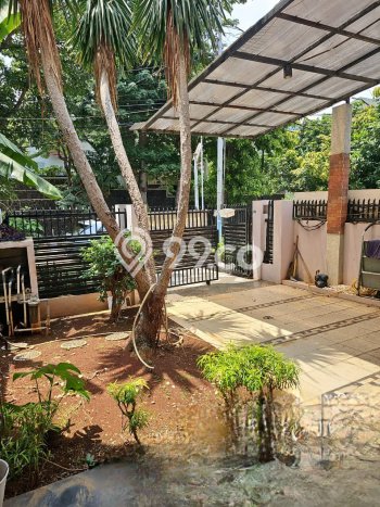 Siap Huni Rumah Mewah 4 Kamar di Kemayoran Dekat ke Mana Pun Siap Huni Rumah Mewah 4 Kamar di Kemayoran Dekat ke Mana Pun