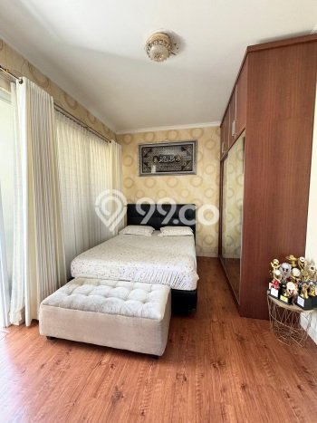 Siap Huni Rumah Mewah 4 Kamar di Ciputat Dekat ke Mana Saja Siap Huni Rumah Mewah 4 Kamar di Ciputat Dekat ke Mana Saja