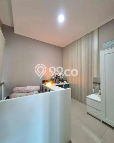 Hunian Elit LB 187m2 Siap Pakai Desain Elegan di Bintaro, Tangerang Selatan Hunian Elit LB 187m2 Siap Pakai Desain Elegan di Bintaro, Tangerang Selatan
