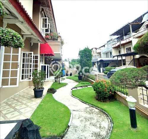 Dijual Rumah Premium dengan Fasilitas Sekitar Komplit di Medan Polonia, Medan Dijual Rumah Premium dengan Fasilitas Sekitar Komplit di Medan Polonia, Medan