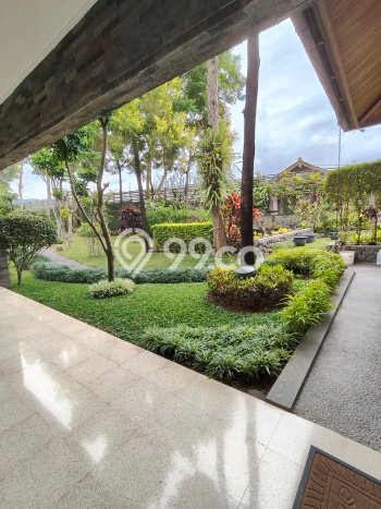 Rumah Mewah LB 700m2 Siap Pakai Desain Elegan di Ciumbuleuit, Bandung Rumah Mewah LB 700m2 Siap Pakai Desain Elegan di Ciumbuleuit, Bandung