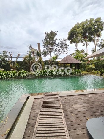 Rumah Mewah LB 700m2 Siap Pakai Desain Elegan di Ciumbuleuit, Bandung Rumah Mewah LB 700m2 Siap Pakai Desain Elegan di Ciumbuleuit, Bandung