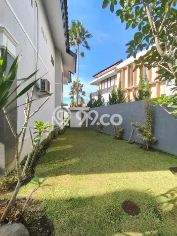 Jual Rumah Mewah Megah Dengan View Cantik di Dago Pakar, Bandung Jual Rumah Mewah Megah Dengan View Cantik di Dago Pakar, Bandung