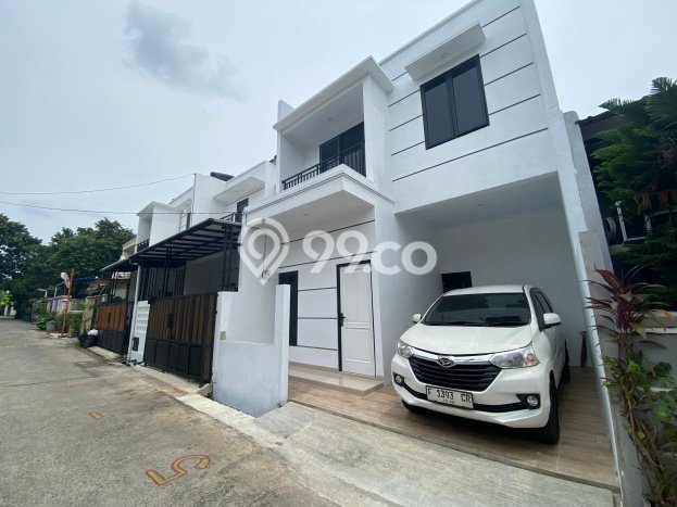 Dijual Rumah Eksklusif 2 KT di Cilangkap, Jakarta Timur Dijual Rumah Eksklusif 2 KT di Cilangkap, Jakarta Timur