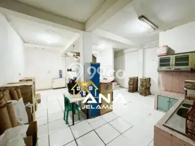 Unit Gudang Dijual di Jakarta Barat LT 190m2 & LB 438m2 Unit Gudang Dijual di Jakarta Barat LT 190m2 & LB 438m2