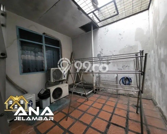Rumah 4 KT 3 KM View Laut di Jelambar, Jakarta Barat Rumah 4 KT 3 KM View Laut di Jelambar, Jakarta Barat