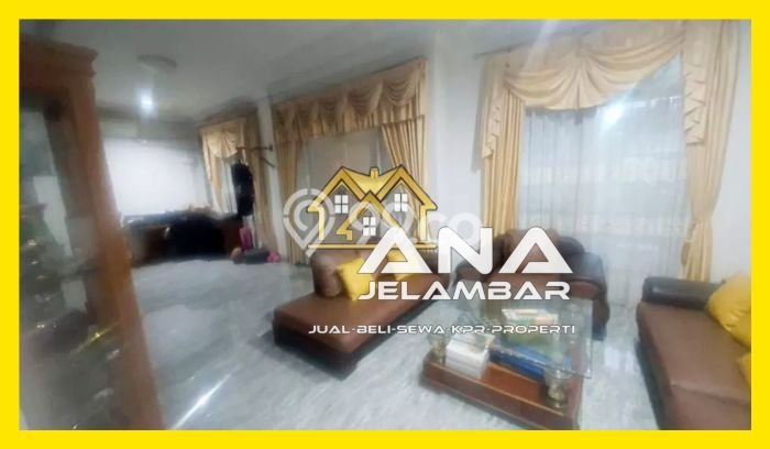 For Sale! Luxury House LT 210m2 Desain Elegan di Jelambar For Sale! Luxury House LT 210m2 Desain Elegan di Jelambar