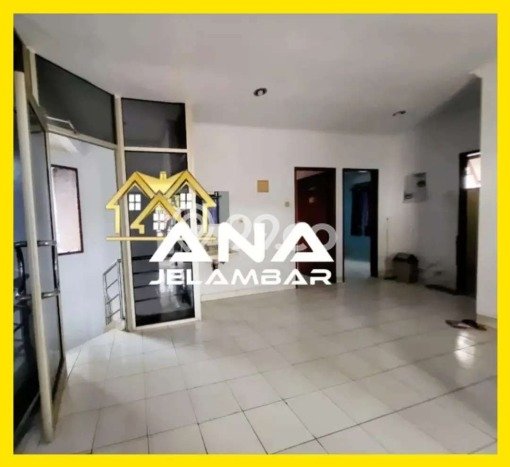 Dijual Rumah Luas Elegan Dengan View Eksklusif di Jelambar, Jakarta Barat Dijual Rumah Luas Elegan Dengan View Eksklusif di Jelambar, Jakarta Barat