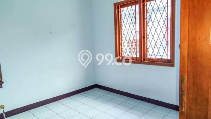Rumah sewa siap pakai 4 KT di Jelambar, Jakarta Barat Rumah sewa siap pakai 4 KT di Jelambar, Jakarta Barat