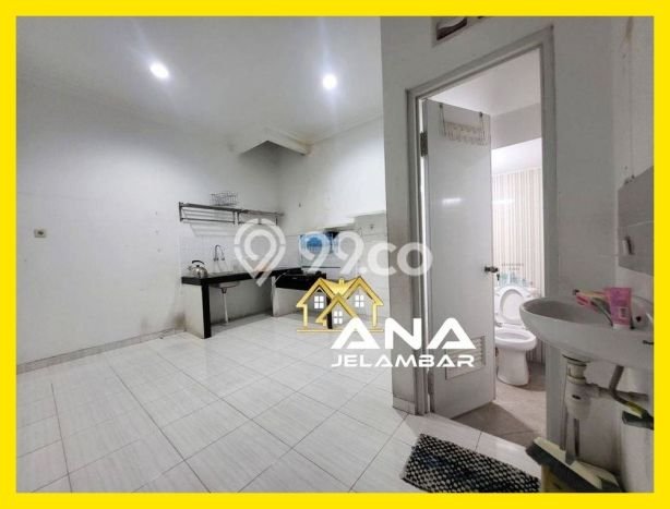 Rumah Luas Asri 4 KT Siap Huni di Jelambar Jakarta Barat Rumah Luas Asri 4 KT Siap Huni di Jelambar Jakarta Barat