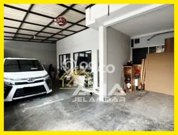 Ready to Use! Premium House LT 214m2 Desain Elegan di Jelambar Ready to Use! Premium House LT 214m2 Desain Elegan di Jelambar