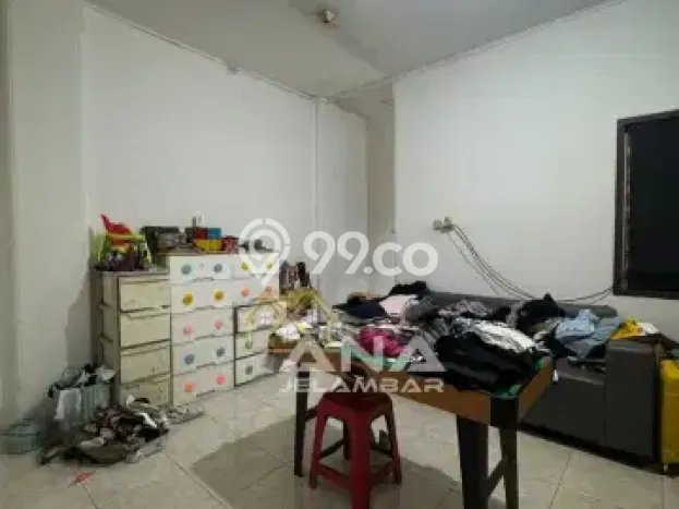 Hunian Nyaman Asri 5 KT Siap Pakai di Jelambar Jakarta Barat Hunian Nyaman Asri 5 KT Siap Pakai di Jelambar Jakarta Barat