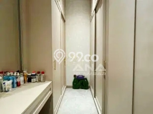 Rumah Luxury Modern Tanpa Renovasi di Jelambar Jakarta Barat Rumah Luxury Modern Tanpa Renovasi di Jelambar Jakarta Barat