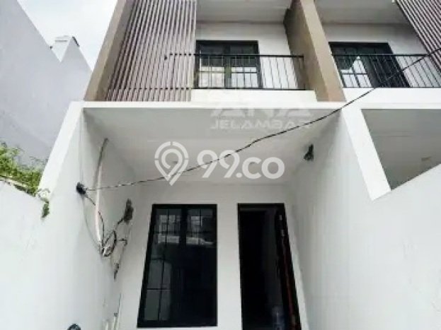 Rumah Luas Asri 4 KT Siap Huni di Taman Ratu Jakarta Barat Rumah Luas Asri 4 KT Siap Huni di Taman Ratu Jakarta Barat