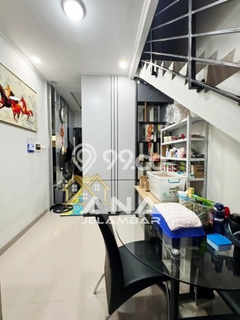 For Sale Hunian Rumah Nyaman 3 KT di Tanjung Duren, Jakarta Barat For Sale Hunian Rumah Nyaman 3 KT di Tanjung Duren, Jakarta Barat