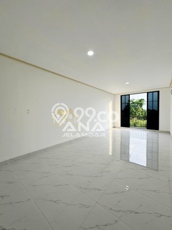 Ready to Use! Premium House LT 80m2 Desain Modern di Taman Ratu Ready to Use! Premium House LT 80m2 Desain Modern di Taman Ratu