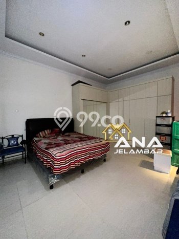 Hunian Mewah LB 318m2 Siap Pakai Desain Elegan di Jelambar, Jakarta Barat Hunian Mewah LB 318m2 Siap Pakai Desain Elegan di Jelambar, Jakarta Barat