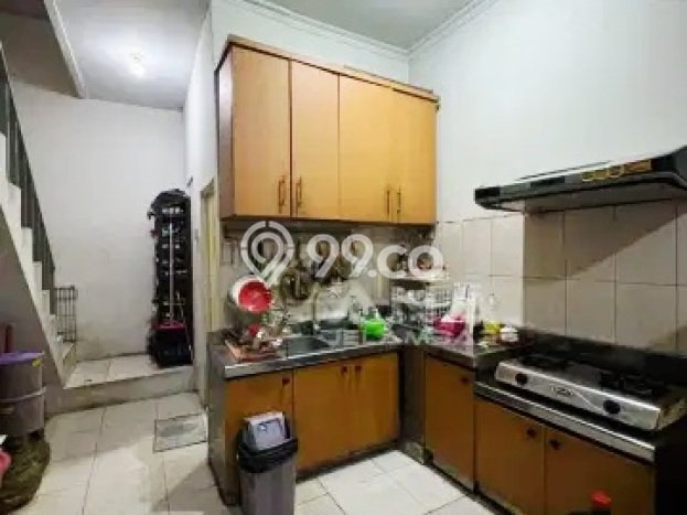 Rumah Modern 5 KT di Jelambar Jakarta Barat Full Furnished Rumah Modern 5 KT di Jelambar Jakarta Barat Full Furnished
